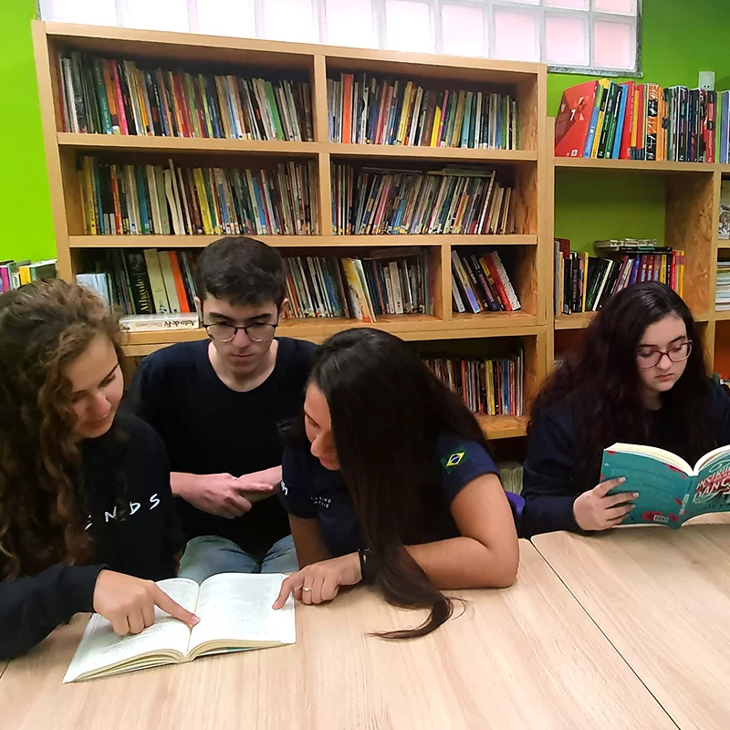 Biblioteca - Mopi Mundo
